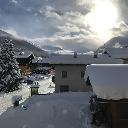 Garni La Casetta 2* Livigno